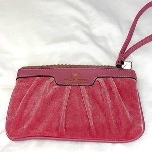 Juicy couture wristlet